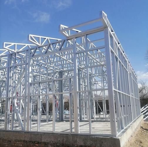 給我一些鋼結(jié)構(gòu)房別墅的圖片（給我一些鋼結(jié)構(gòu)房別墅的圖片,展開） 行業(yè)新聞 第9張