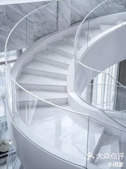 給我一些螺旋式樓梯的圖片（給我一些螺旋式樓梯的圖片,展開,又稱旋轉(zhuǎn)樓梯，） 行業(yè)新聞 第17張