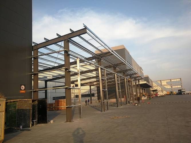 給我一些鋼結(jié)構(gòu)庫房的實例圖片（常熟富倉物流倉庫設(shè)計） 行業(yè)新聞 第2張