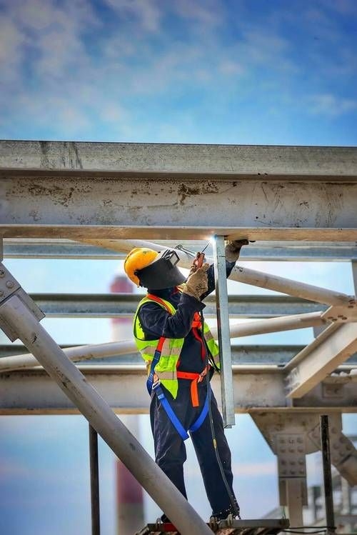 鋼結(jié)構(gòu)管廊制作安裝難度在哪里（鋼結(jié)構(gòu)管廊制作與安裝的難點分析） 行業(yè)新聞 第8張