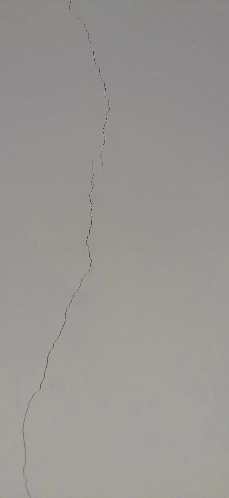 如何判斷房屋是否需要加固？（北京地區(qū)老舊建筑結(jié)構(gòu)安全性判斷房屋是否需要加固） 行業(yè)新聞 第1張