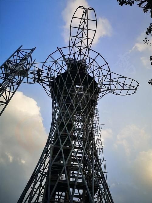 哪里可以找到高清的異形鋼結(jié)構(gòu)圖片？ 行業(yè)新聞 第22張