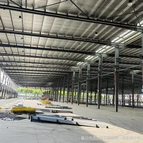 鋼構(gòu)屋架起拱值如何調(diào)整？（鋼構(gòu)屋架起拱值如何調(diào)整） 行業(yè)新聞 第3張