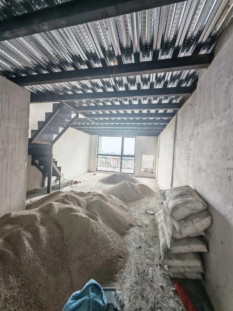 如何節(jié)省鋼架閣樓裝修費用？（北京鋼架閣樓裝修費用：如何節(jié)省鋼架閣樓裝修費用） 行業(yè)新聞 第4張