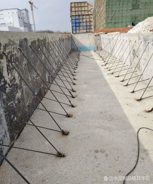 擋土墻鋼模板安裝有哪些注意事項？（擋土墻鋼模板安裝有哪些注意事項擋土墻鋼模板安裝注意事項） 行業(yè)新聞 第4張