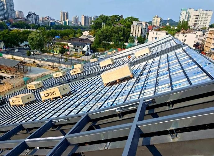 有哪些現(xiàn)代風格的屋頂材質(zhì)（現(xiàn)代風格屋頂材質(zhì)優(yōu)勢） 行業(yè)新聞 第14張