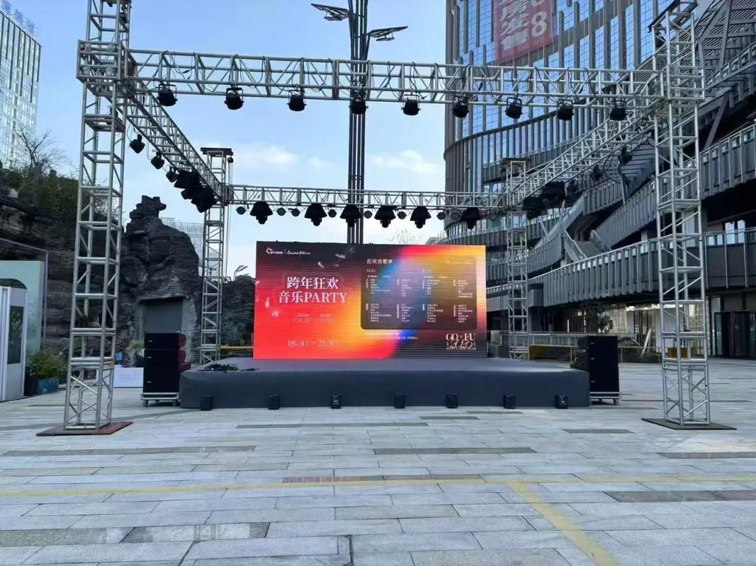 舞臺架子價格范圍是多少？（舞臺架子價格是多少舞臺架子安裝費用大概是多少） 行業(yè)新聞 第2張