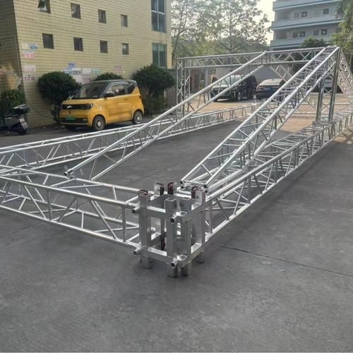 舞臺架子價格范圍是多少？（舞臺架子價格是多少舞臺架子安裝費用大概是多少） 行業(yè)新聞 第10張