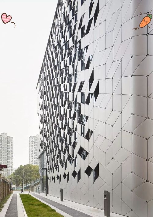 有沒有鋁板幕墻的實(shí)例圖片（有沒有鋁板幕墻的實(shí)例圖片,鋁板幕墻的實(shí)例圖片） 行業(yè)新聞 第2張