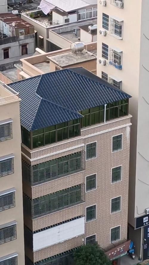 給我一些屋面加高的案例圖片（給我一些屋面加高的案例圖片,我?guī)湍阏砹艘恍嶋H案例） 行業(yè)新聞 第2張