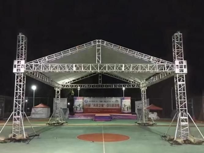 有沒有現(xiàn)成的舞臺鋼構(gòu)搭建設(shè)計圖模板（有沒有現(xiàn)成的舞臺鋼構(gòu)搭建設(shè)計圖模板，展開） 行業(yè)新聞 第3張