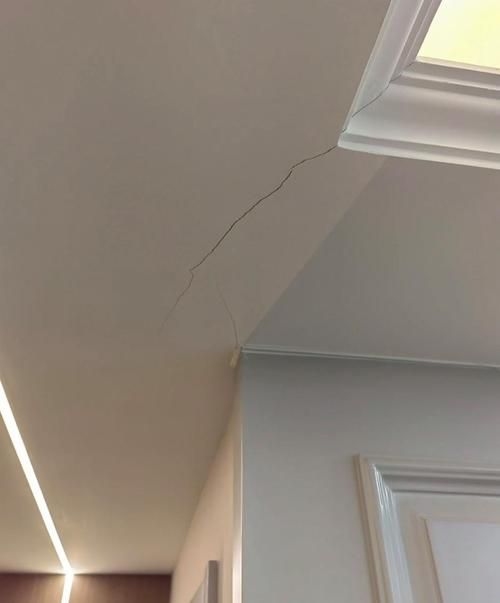 采光頂鋼結(jié)構(gòu)安裝有哪些常見(jiàn)問(wèn)題(導(dǎo)致采光頂鋼結(jié)構(gòu)安裝有哪些問(wèn)題) 行業(yè)新聞 第5張 采光頂鋼結(jié)構(gòu)安裝有哪些常見(jiàn)問(wèn)題(導(dǎo)致采光頂鋼結(jié)構(gòu)安裝有哪些問(wèn)題) 行業(yè)新聞 第5張