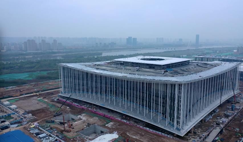 給我一些幕墻與鋼結(jié)構(gòu)的實際案例 行業(yè)新聞 第24張